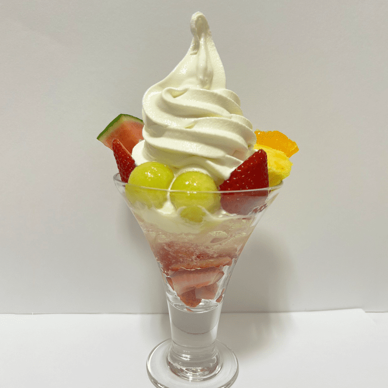 フルーツパフェ