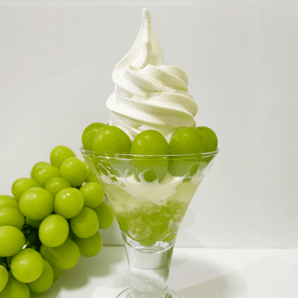 シャインマスカットパフェ